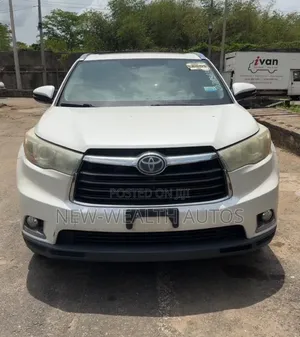 Toyota Highlander Limited V6 4x4 (3.5L 6cyl 6A) 2016 White
