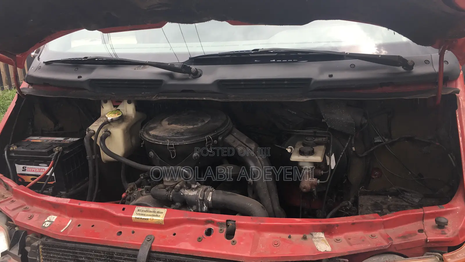 Ford Transit 2000 Red