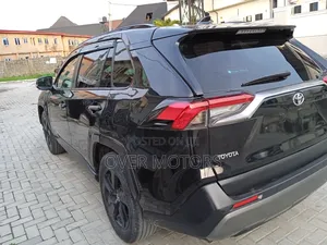 Toyota RAV4 2020 Black