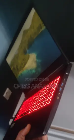 Laptop MSI GF63 8GB Intel Core i5 SSD 250GB
