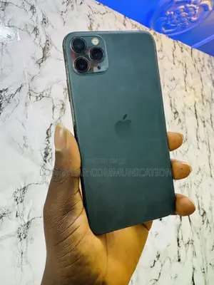 Apple iPhone 11 Pro Max 64 GB Green