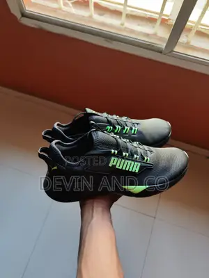 Puma Retaliate 2 | Black Green | Size 44 | Brand New |