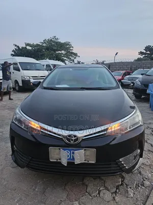 Toyota Corolla 2017 Black