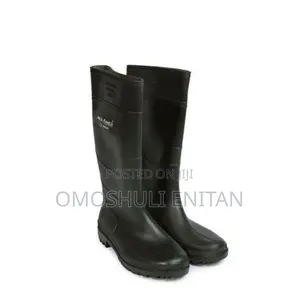 Safety Rainboots Available For Sale