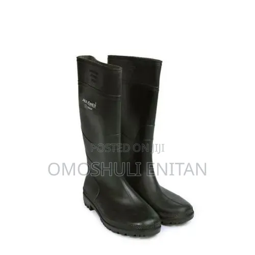 Safety Rainboots Available For Sale
