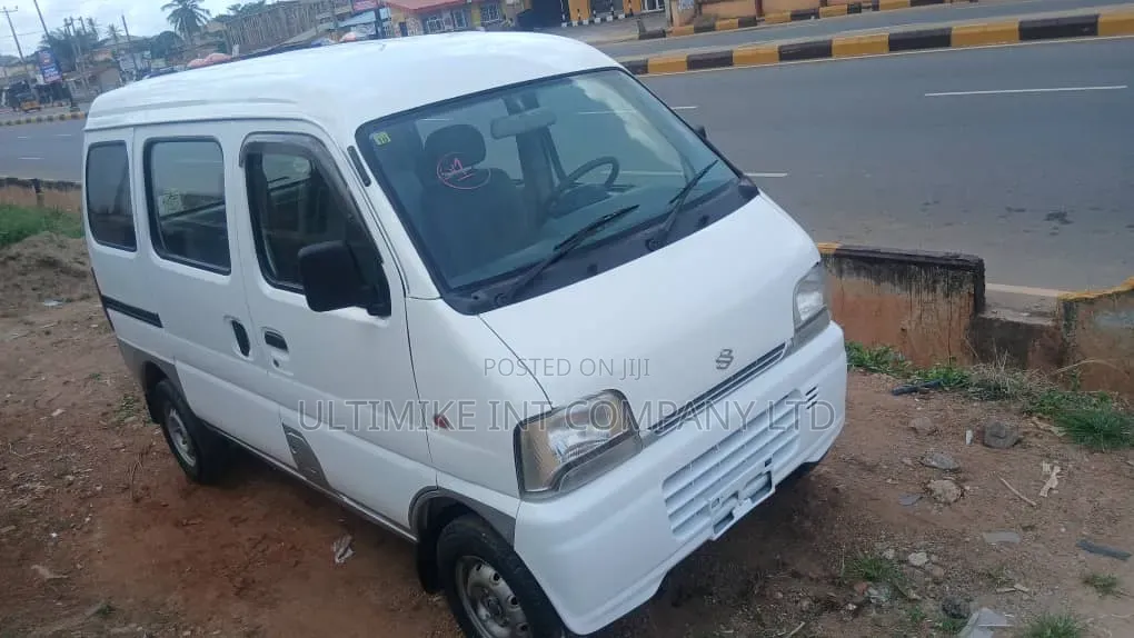 Suzuki Every 2004 White