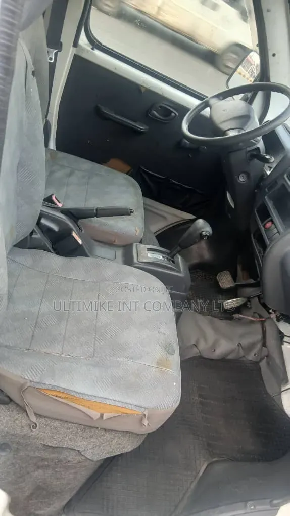 Suzuki Every 2004 White
