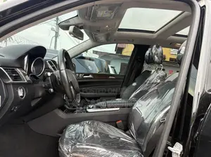 Mercedes-Benz M Class ML350 4MATIC 4dr SUV AWD (3.5L 6cyl 7A) 2015