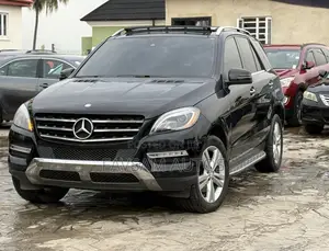 Mercedes-Benz M Class ML350 4MATIC 4dr SUV AWD (3.5L 6cyl 7A) 2015