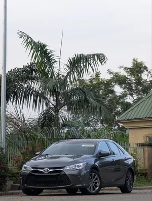 Toyota Camry LE 4dr Sedan (2.5L 4cyl 6A) 2016 Gray