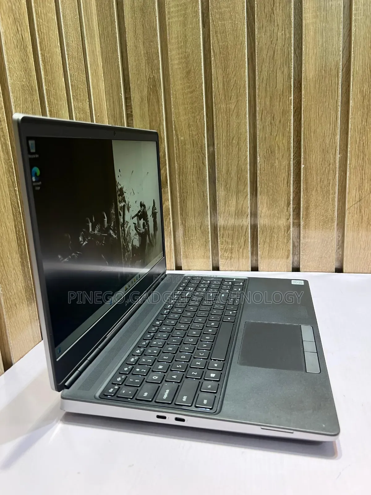Laptop Dell Precision 15 7550 16GB Intel Core i7 SSD 512GB
