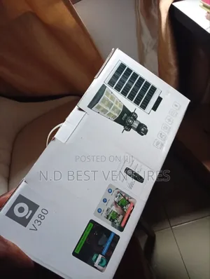 Ai Solar Camera+Lighting 2 in 1