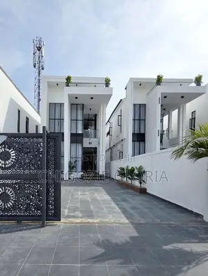 Furnished 5bdrm Duplex in Ikota for sale