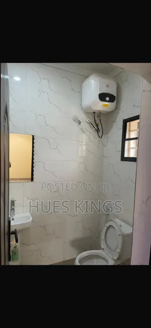 3bdrm Block of Flats in Admiralty Estate, Asokoro for rent