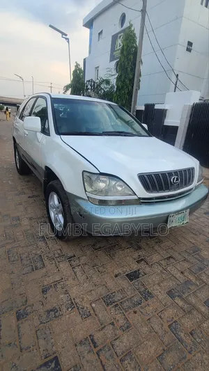 Lexus RX 2002 White