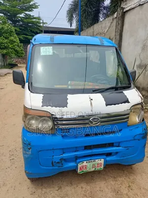 Daihatsu Hijet 2012 Blue