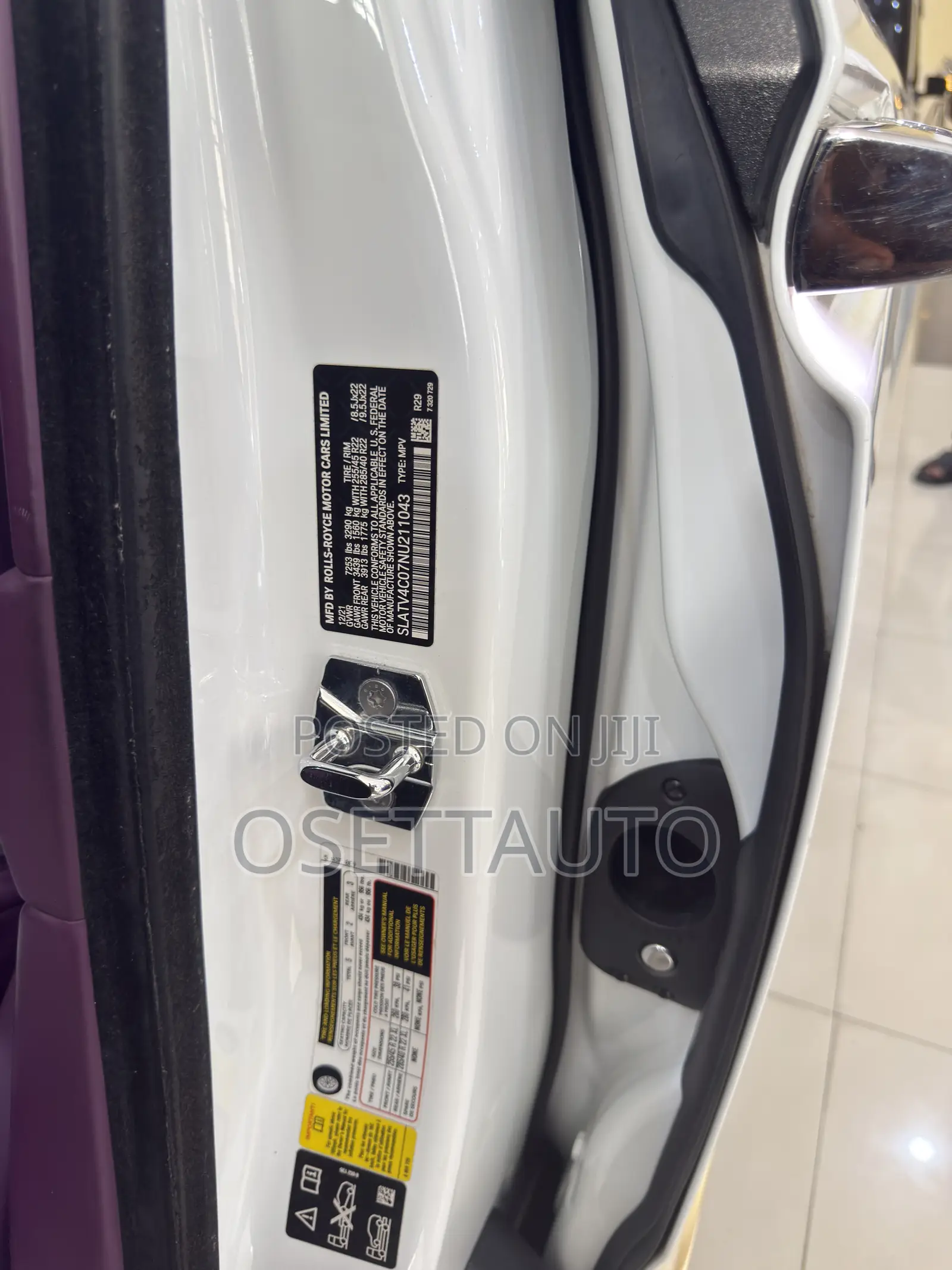 Rolls-Royce Cullinan Black Badge 2022 White