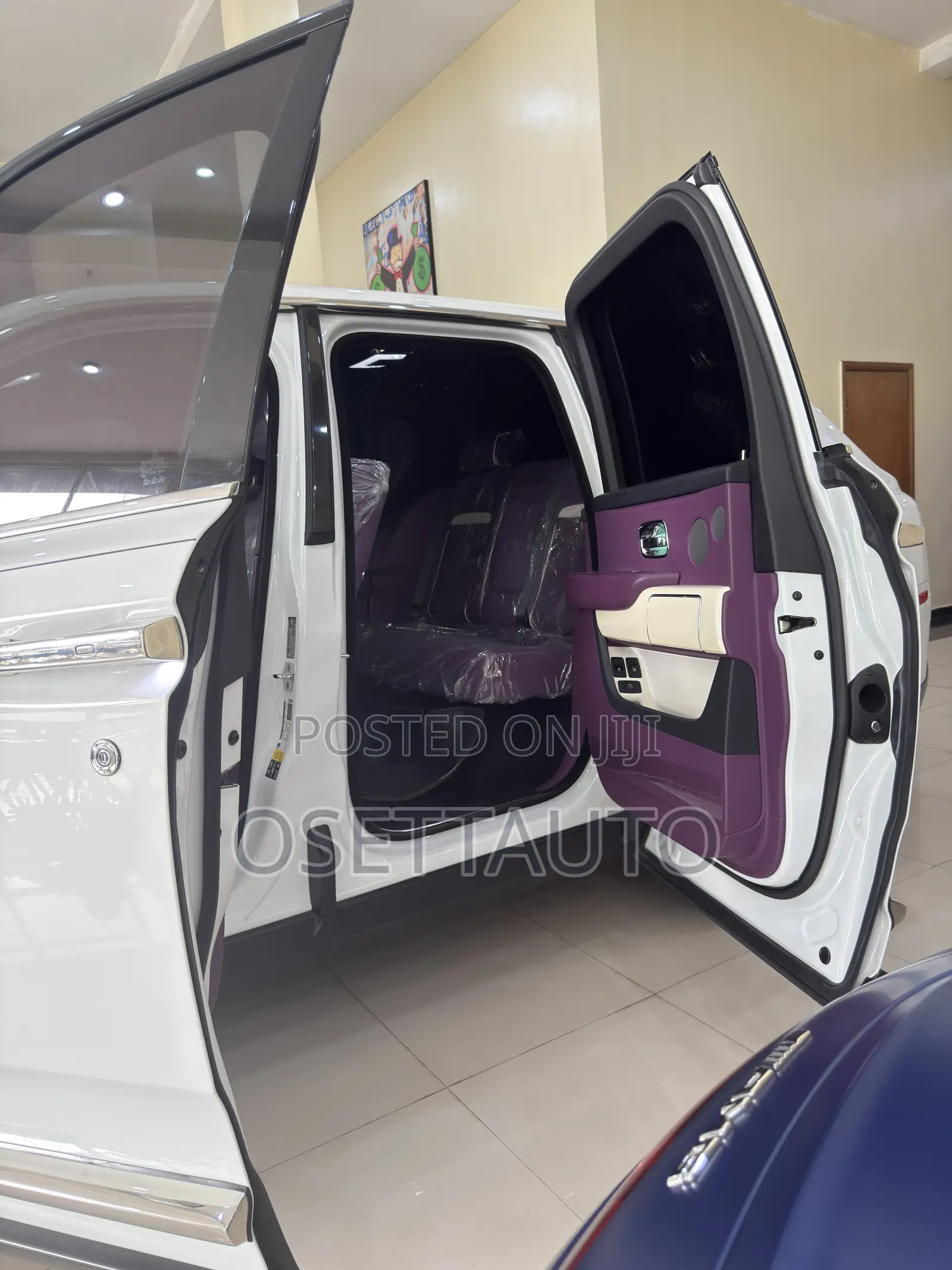 Rolls-Royce Cullinan Black Badge 2022 White
