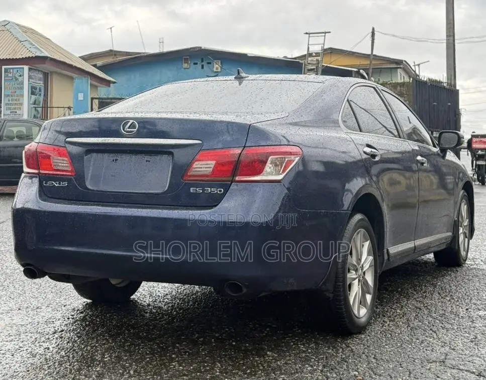 Lexus ES 350 2010 Blue