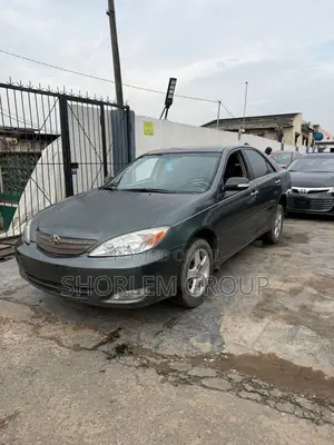 Toyota Camry 2004 Green