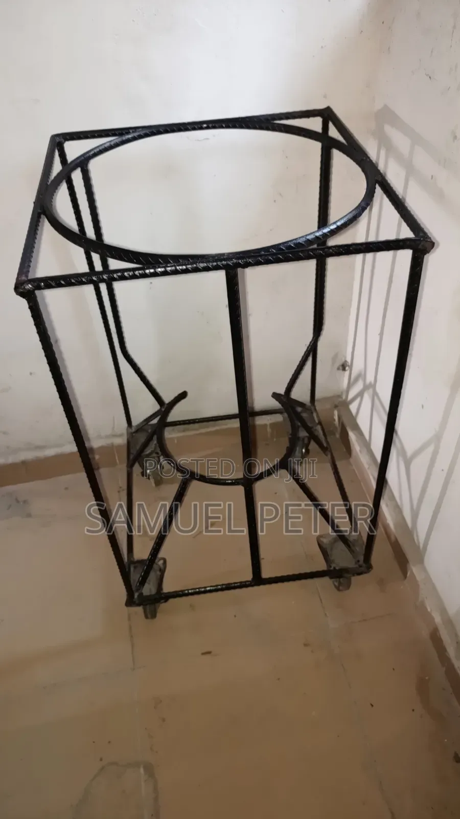 Cylinder Stand