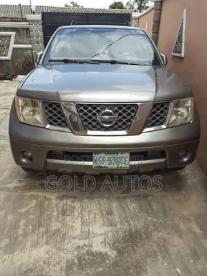 Nissan Pathfinder 2007 Silver