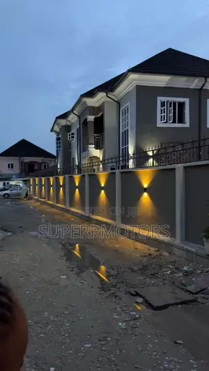 6bdrm House in Farm Road 2, Eliozu, Obio-Akpor for sale