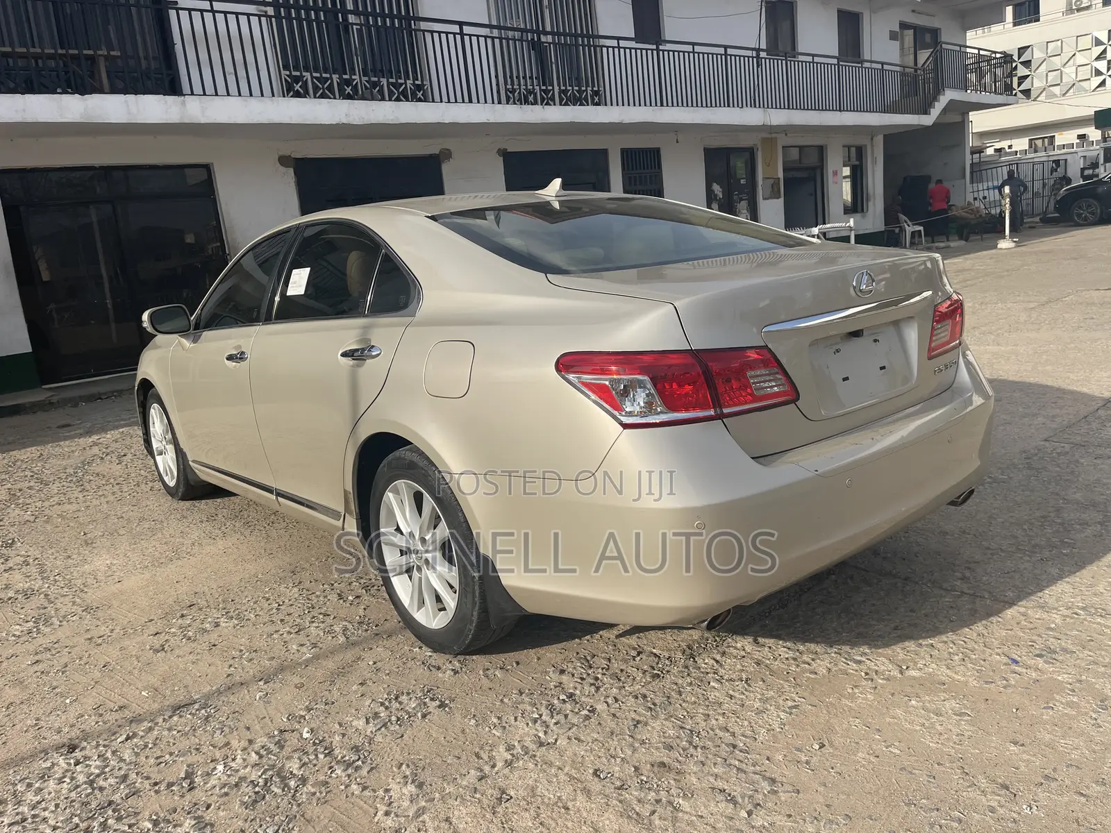 Lexus ES 350 2012 Gold