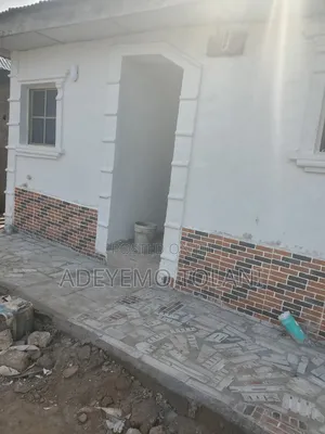1bdrm Apartment in Calvary, Sagamu for rent