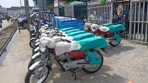 New Bajaj Boxer 100 2025 Red