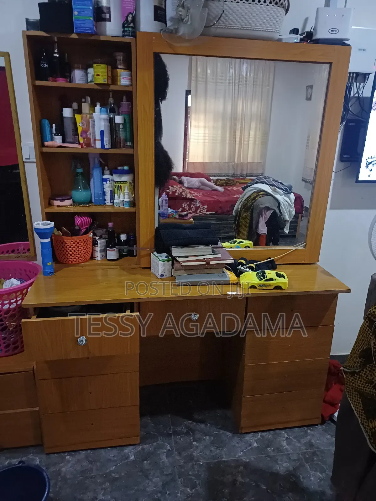Dressing Mirror With Drawers