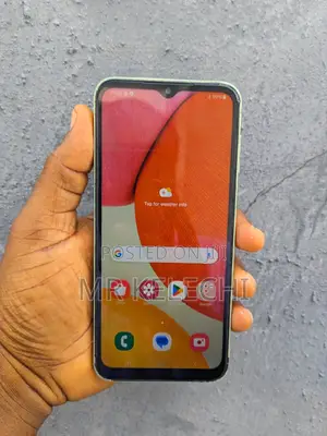 Samsung Galaxy A12 128 GB Green