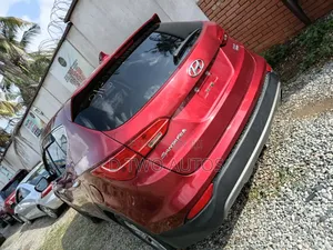 Hyundai Santa Fe 2015 Red