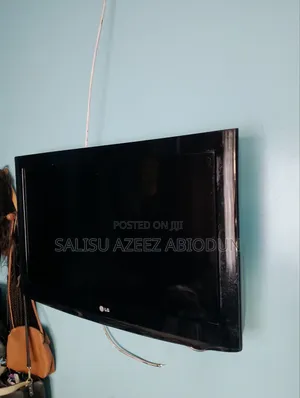 Used 32-Inches Lg Tv