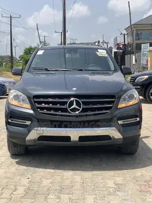 Mercedes-Benz M Class ML350 4MATIC 4dr SUV AWD (3.5L 6cyl 7A) 2015