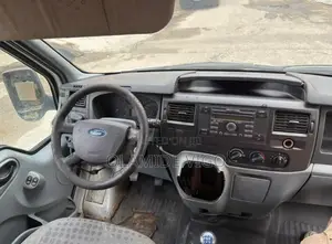 Ford Transit 2000 White
