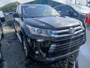 Toyota Highlander XLE V6 4x2 (3.5L 6cyl 6A) 2016 Black