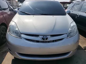 Toyota Sienna LE FWD 2006 Silver