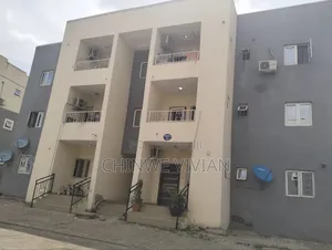 2bdrm Block of Flats in Amzaik Estate, Durumi for sale