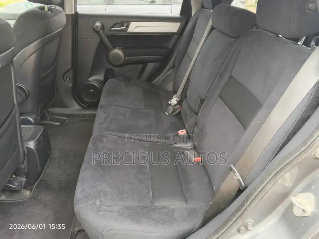 Honda CR-V 2010 Gray