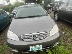 Toyota Corolla LE 2005 Gray