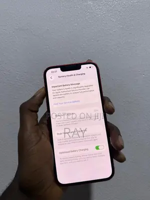 Apple iPhone 13 128 GB Red
