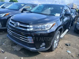 Toyota Highlander Limited Platinum 4x4 V6 (3.5L 6cyl 8A) 2018 Black