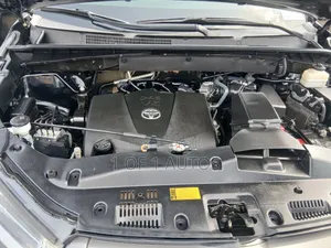 Toyota Highlander Limited Platinum 4x4 V6 (3.5L 6cyl 8A) 2018 Black