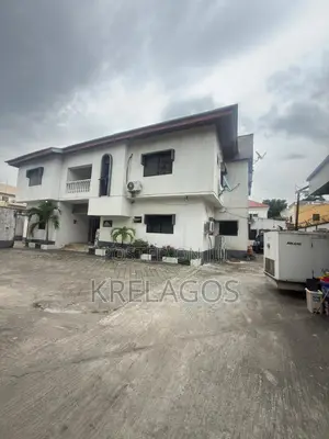 1bdrm Apartment in Lekki Phase 1 for rent