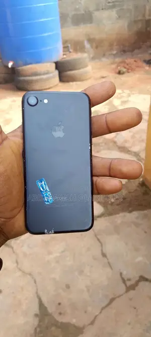 Apple iPhone 7 128 GB Black