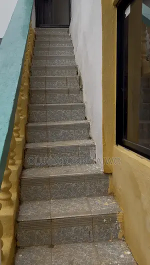 Furnished Mini Flat in Olori Close, Ifo for rent