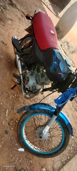 Bajaj Boxer 2009 Red