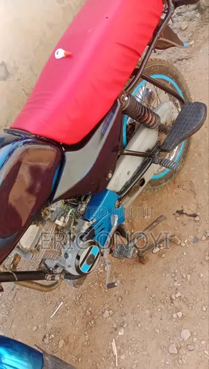 Bajaj Boxer 2009 Red