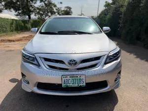 Toyota Corolla S 4dr Sedan (1.8L 4cyl 4A) 2013 Silver